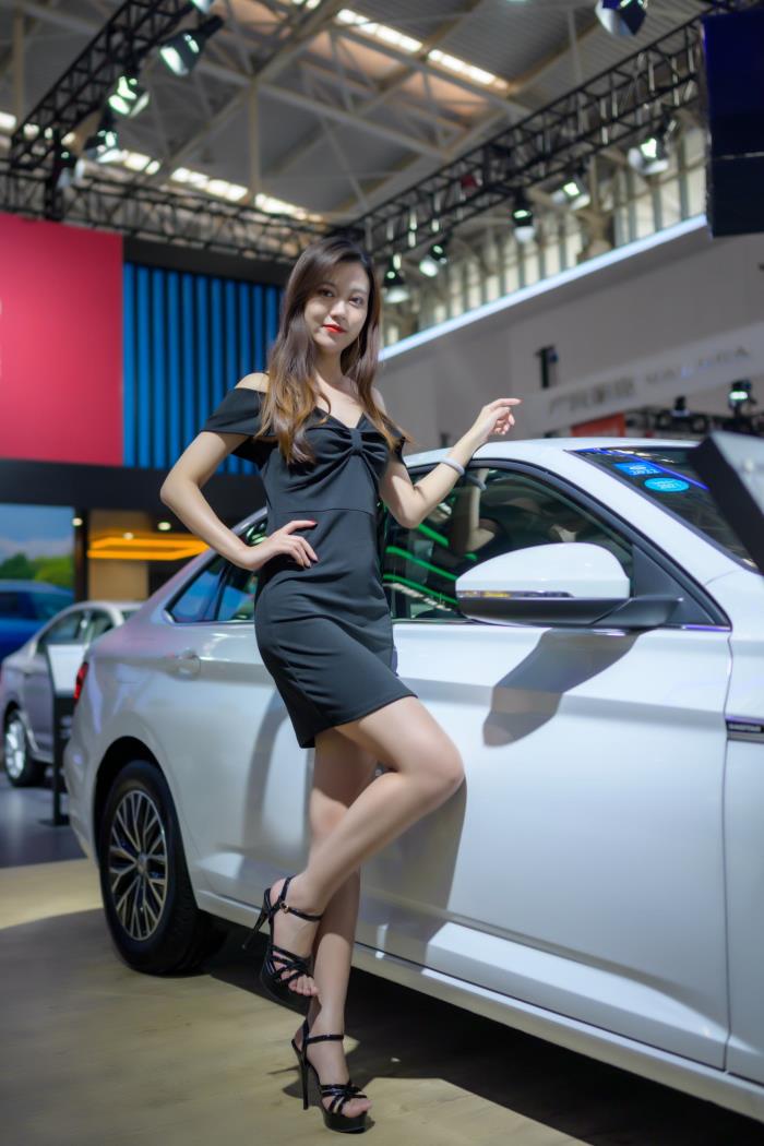 中国高端商务伴游_哪里招商务伴游男_天津商务伴游