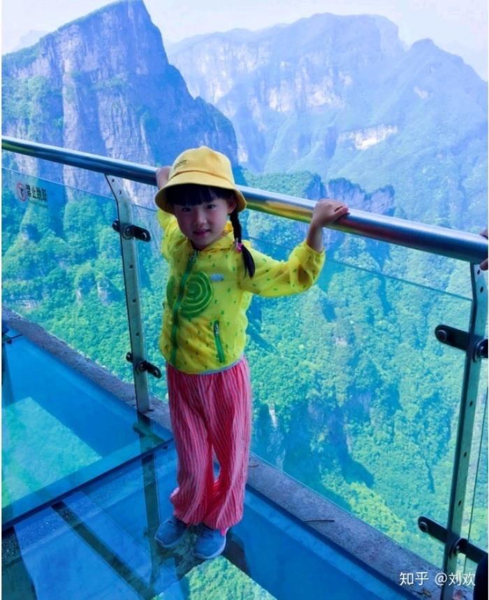 张家界私人旅游定制专家,擅长于独立小包团、家庭独立小团 张家界私人旅游定制专家,擅长于独立小包团、家庭独立小团