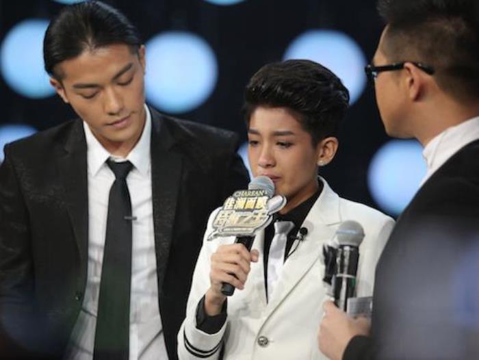 上海伴游雇用雯晓总监(上海雇用高端伴游一天20万)