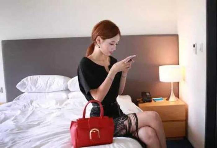 美女私家伴游雇用(私家伴游雇用包吃住)