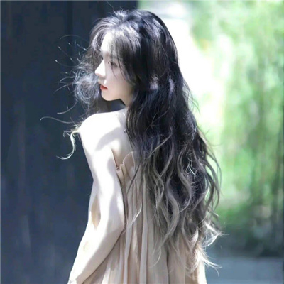  商务伴游如何提高自身形象与素质 