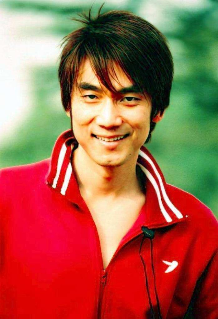 关于广州模特兼职丝足女王的信息 关于广州模特兼职丝足女王的信息