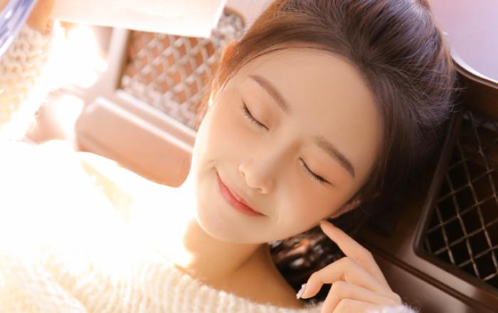  商务模特兼职可靠吗？受到广泛兼职人员的关注 