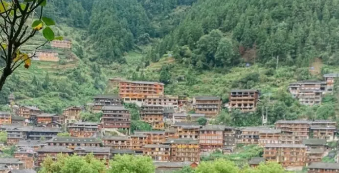  贵州口碑好的私人导游攻略，阿洁门票和酒店等 