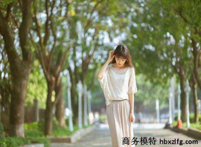 关于常州兼职模特女微信的信息