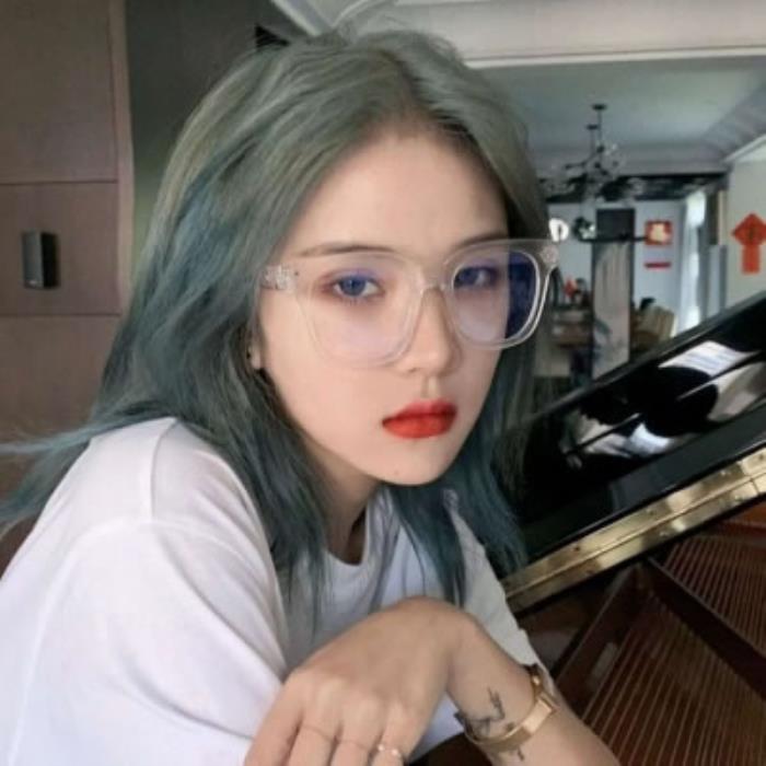 薄小莹（8ku 模特伴游 陪玩耍