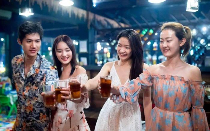 做兼职模特需要有什么前提(当兼职模特需要签约吗)