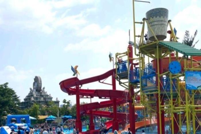 厦门方特水上乐园一日游攻略 厦门方特水上乐园一日游攻略