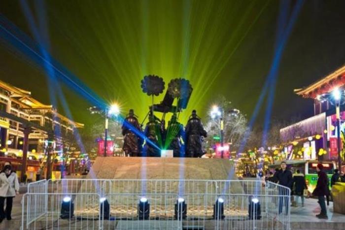 大唐不夜城怎么逛合适 大唐不夜城怎么逛合适