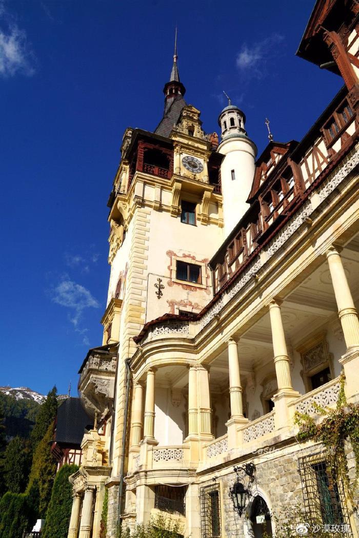 德国人到这个东欧国家当老大 花费1.2亿美元山寨了新天鹅堡