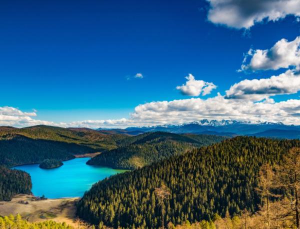 迪庆藏族自治州普达措国家公园