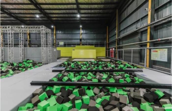 跃趣蹦床运动工厂 跃趣蹦床运动工厂