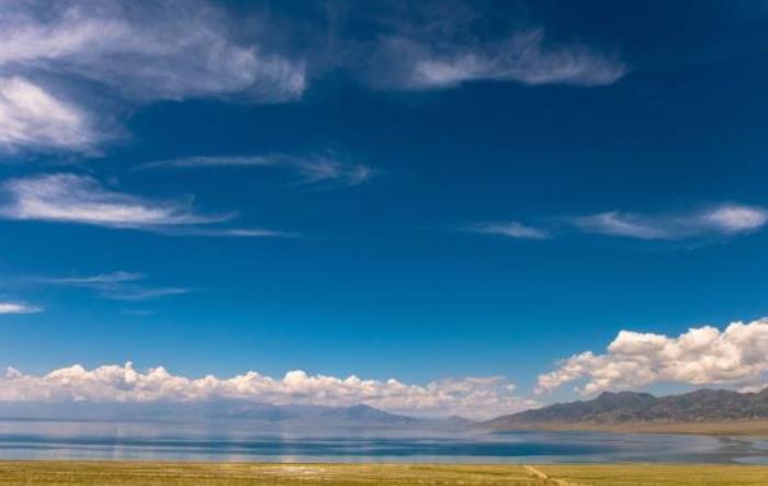 拉蒙古自治州赛里木湖景区 拉蒙古自治州赛里木湖景区