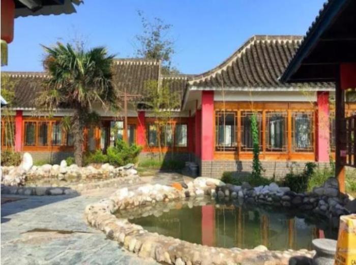 蓝波湾温泉水世界 蓝波湾温泉水世界