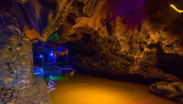 枫林地心大峡谷 枫林地心大峡谷