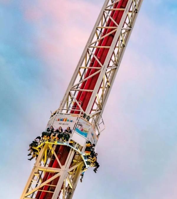 武汉欢乐谷 武汉欢乐谷