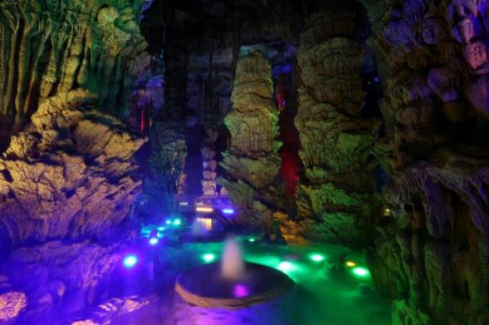 泰安地下龙宫 泰安地下龙宫