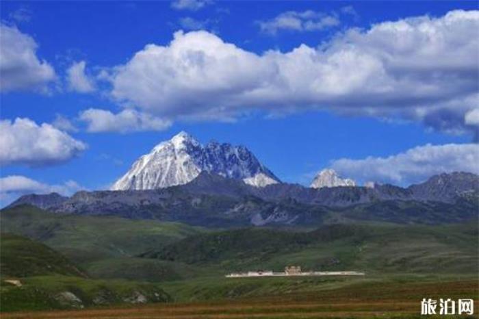 雅拉神山 雅拉神山