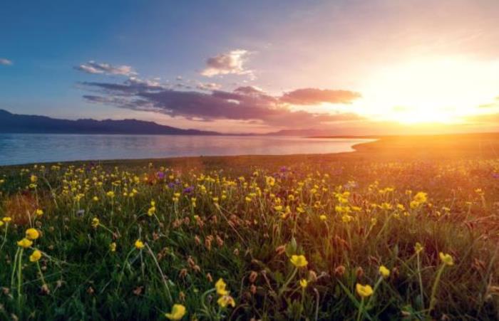 拉蒙古自治州赛里木湖景区
