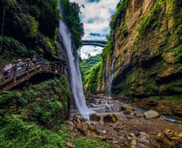 恩施地心谷景区