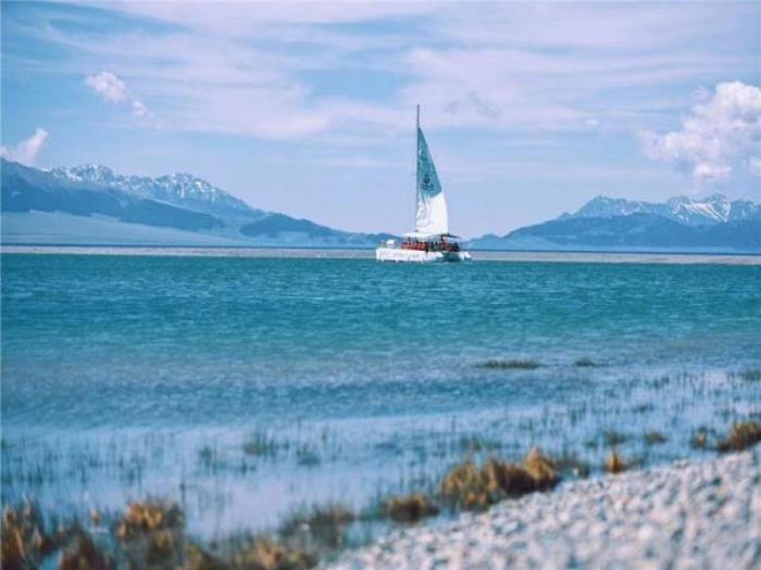 拉蒙古自治州赛里木湖景区 拉蒙古自治州赛里木湖景区