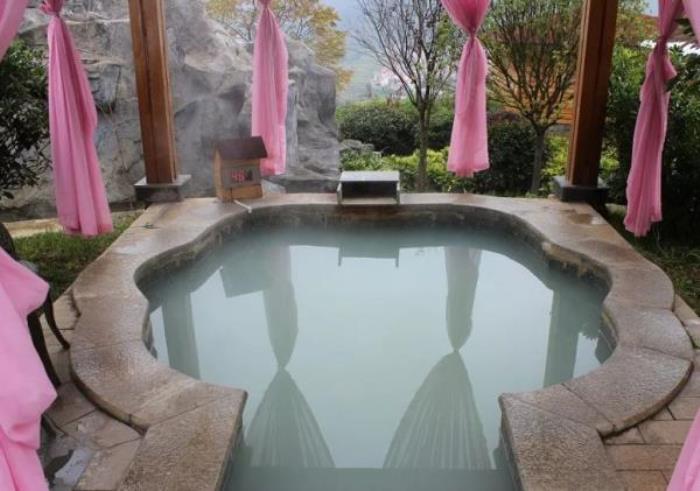 大河堡温泉 大河堡温泉