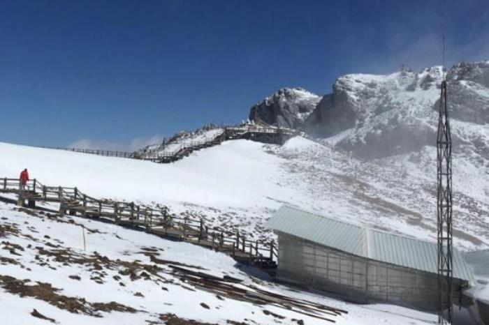 石卡雪山风景区 石卡雪山风景区