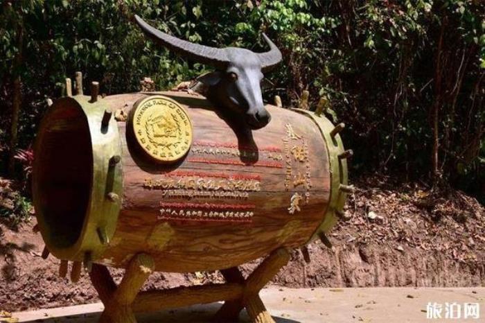 基诺山寨 基诺山寨