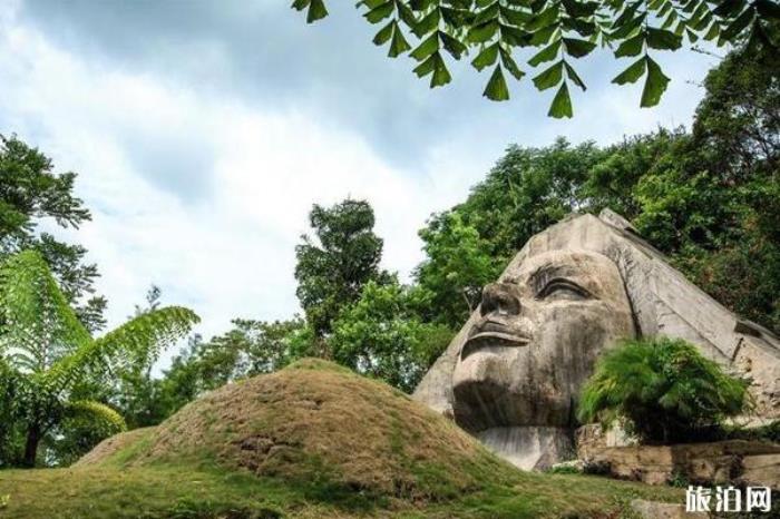 基诺山寨 基诺山寨