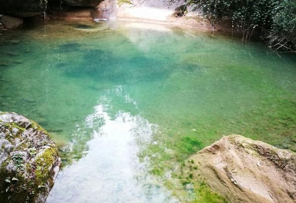 雁山瀑布 雁山瀑布