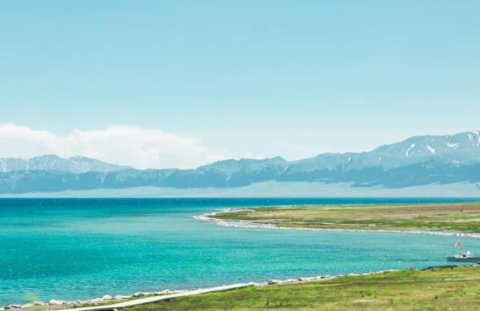 拉蒙古自治州赛里木湖景区 拉蒙古自治州赛里木湖景区