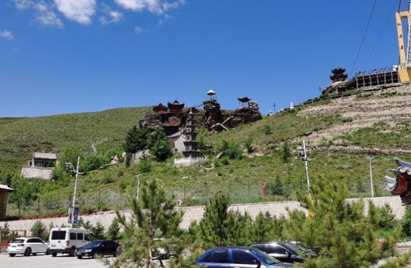 红石崖寺旅游区 红石崖寺旅游区