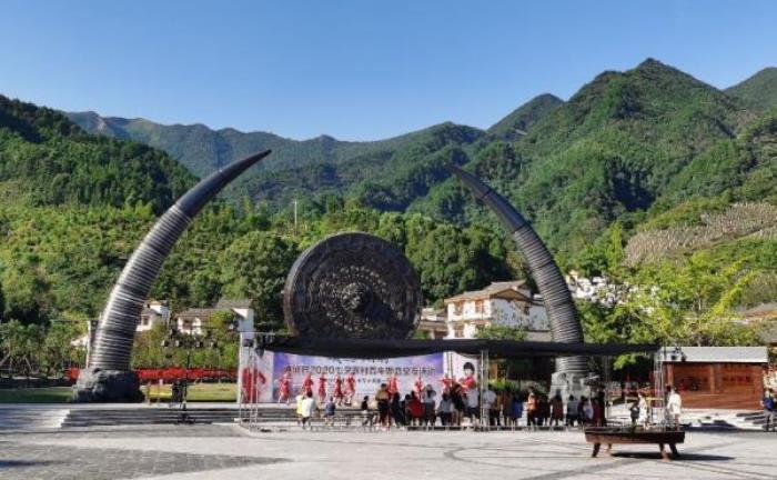 咸宁中华古瑶第一村 咸宁中华古瑶第一村