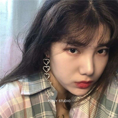 新郑美女陪玩车模网红税蔓 新郑美女陪玩车模网红税蔓