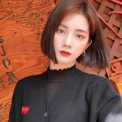 和田女伴游在校硕士生宛福妍 和田女伴游在校硕士生宛福妍