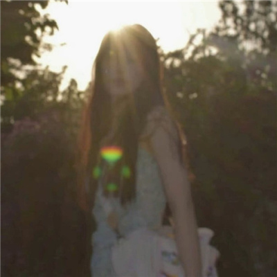 巴音郭楞蒙古结伴游明星步都采春