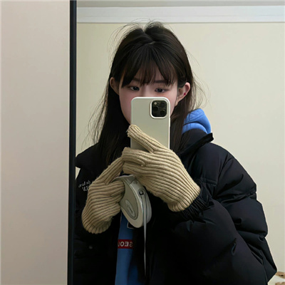 贵港伴游服务气质车模合馥瑾