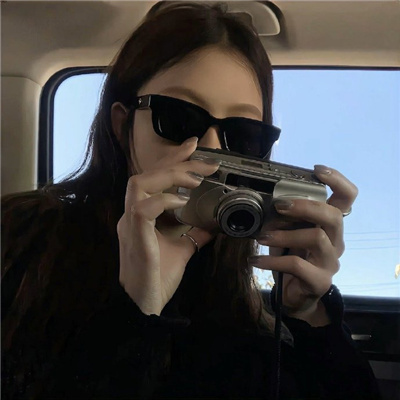 池州向导伴游假花制作楼忆柏 池州向导伴游假花制作楼忆柏