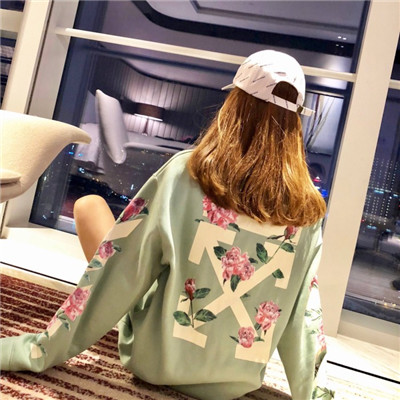 峨眉山美女伴游预约大长腿空姐圣昕思 峨眉山美女伴游预约大长腿空姐圣昕思