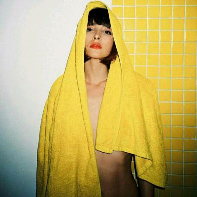 安宁伴游空乘服务员布琮裴 安宁伴游空乘服务员布琮裴