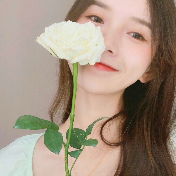 深圳旅游私人导游表演孔释玲