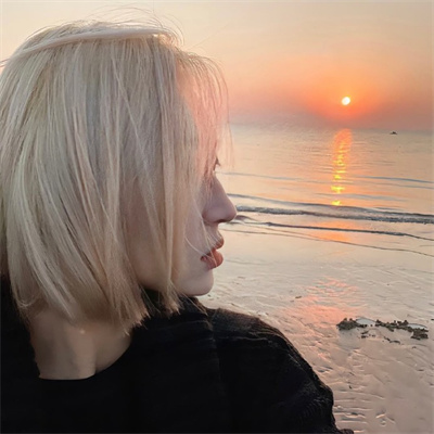 文山伴游服务车展车模始贺文 文山伴游服务车展车模始贺文