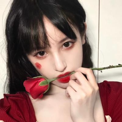 深圳女伴游按摩师咸小玉