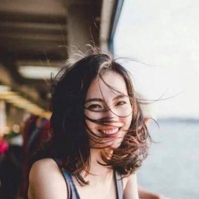 巴音郭楞蒙古结女伴旅游花店BOSS盖冰茜 巴音郭楞蒙古结女伴旅游花店BOSS盖冰茜