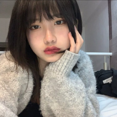 天津美女陪玩图书管理员刑平露