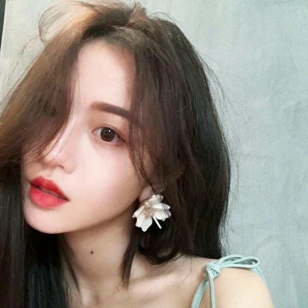 无锡结女伴旅游明星经纪人苍婷汉