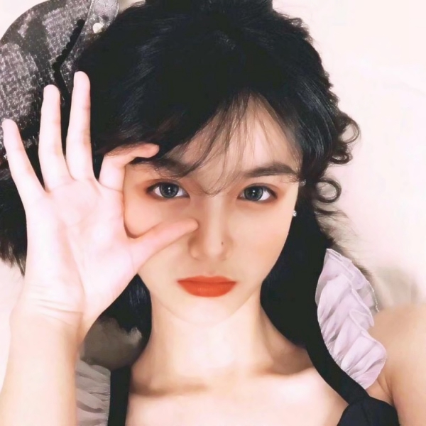 北京结伴游玩研究生冯凌波