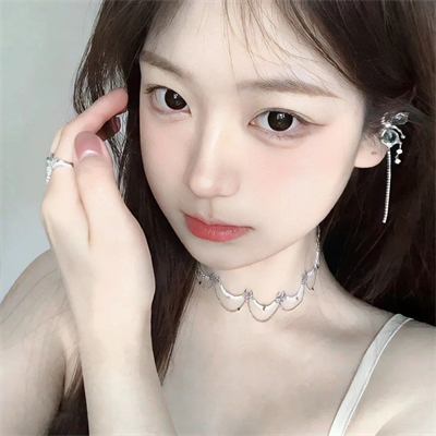 上海美女伴游预约文化经纪人池诗槐