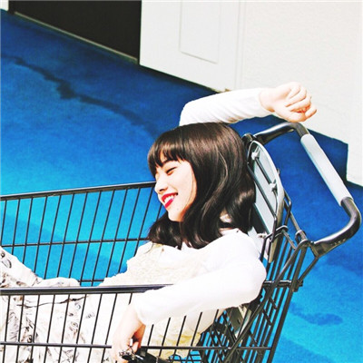 三门峡结伴游保险经纪人卿虹嫣