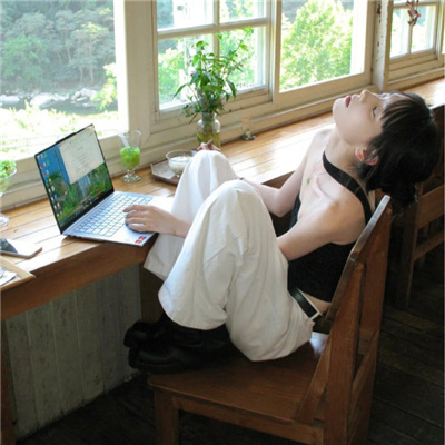 洪湖结伴游调酒员贰阳昕